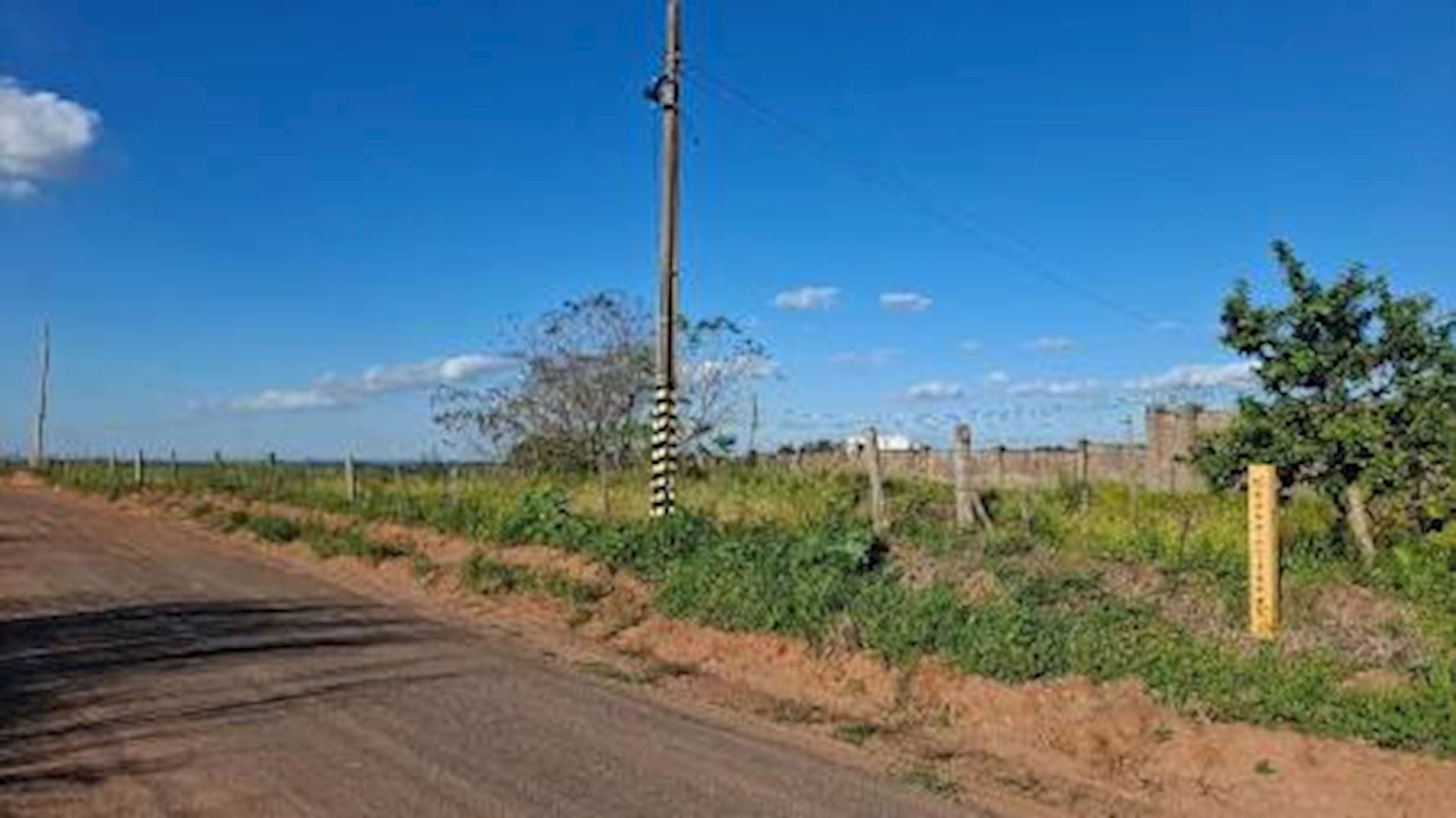 Lote, Padrão, 0 vaga(s) de garagem - foto 2