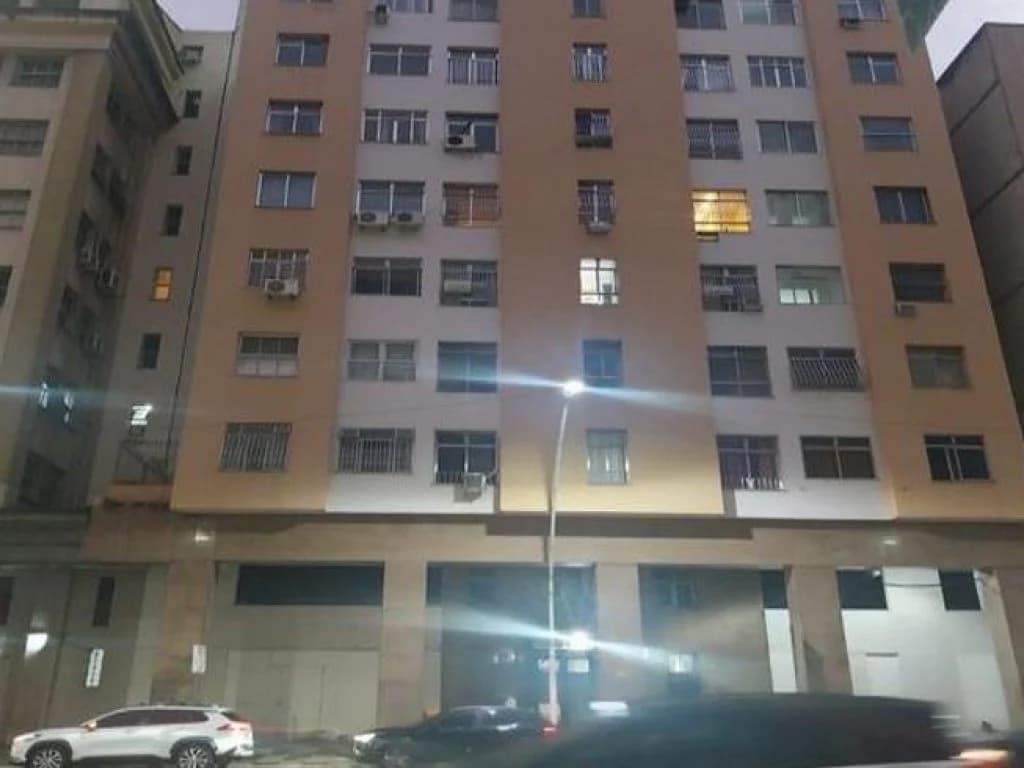 Loja 925 m² (privativa + comum) - Niterói-RJ - Av. Ernani do Amaral Peixoto, 195 - Loja e Sobreloja do Condomínio Edifício Ouvidor - Centro