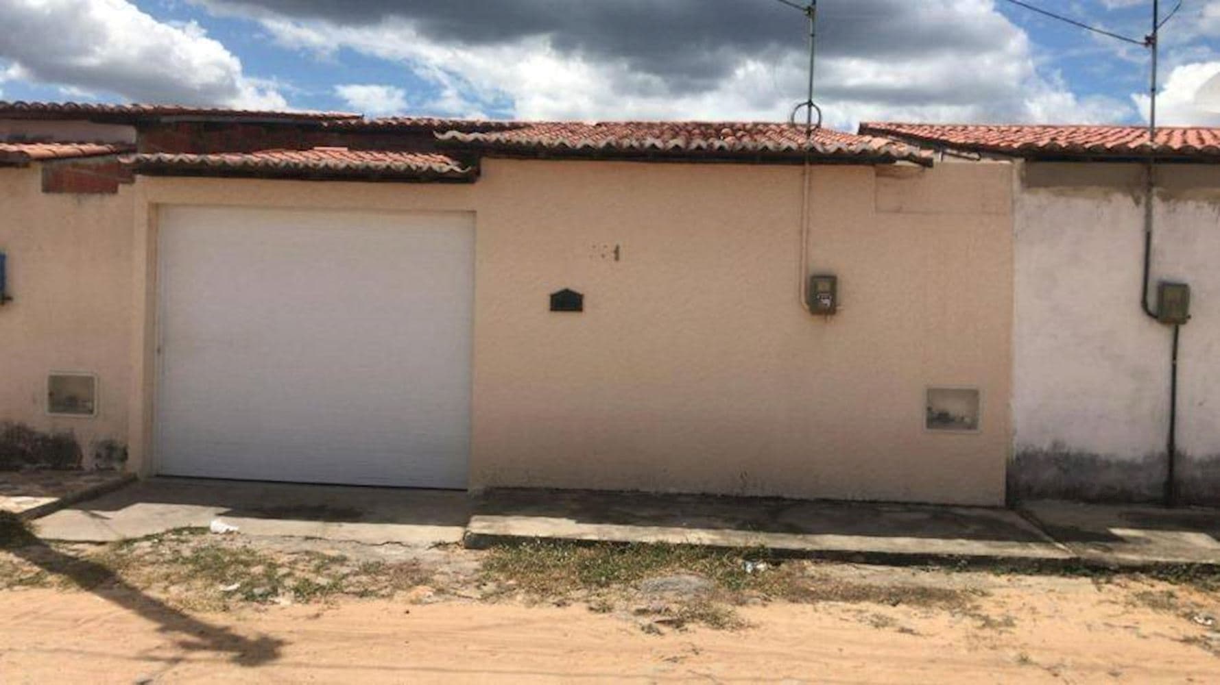 Casa, Padrão, 1 vaga(s) de garagem