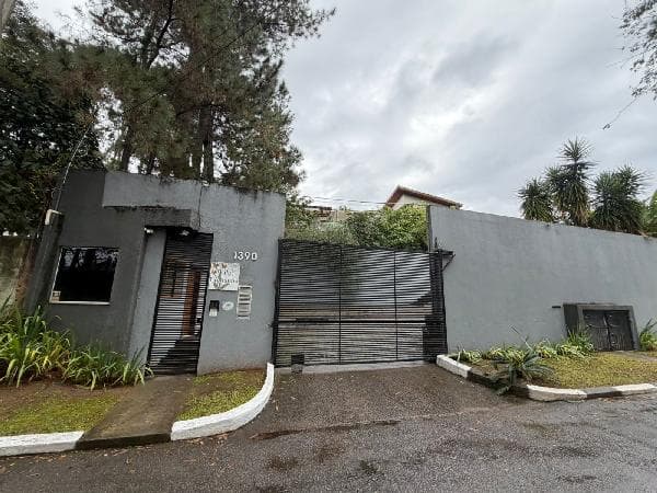 CONDOMINIO VILA EMBAÚBA