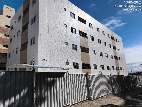 COND RES RECANTO TROPICAL