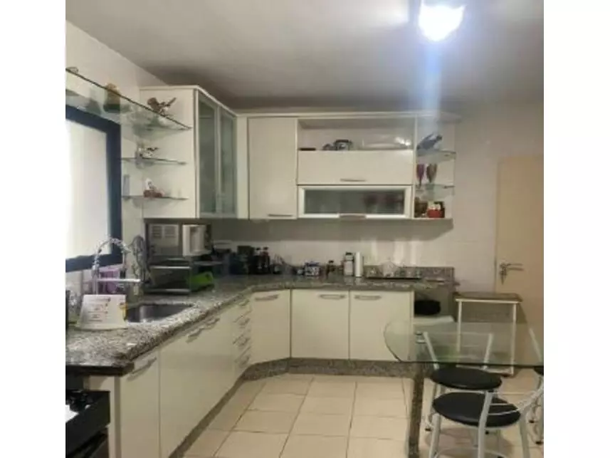 Apartamento à venda em leilão