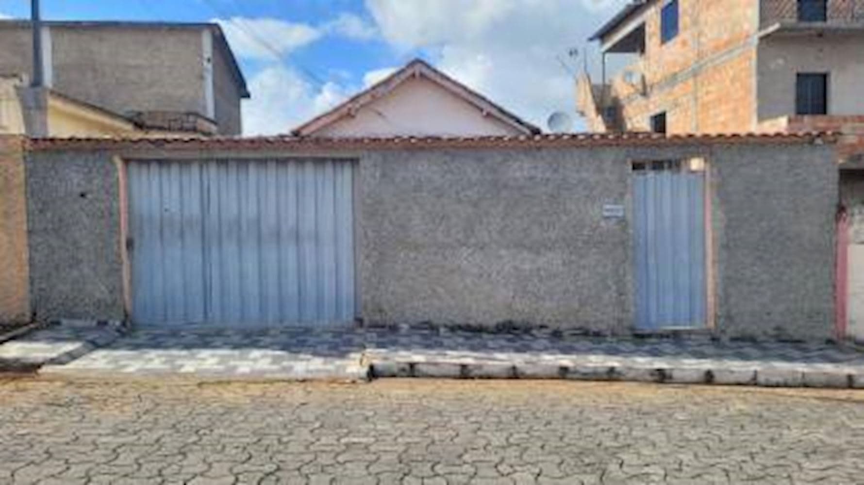 Casa - Jardim Bandeirantes - Barroso/MG