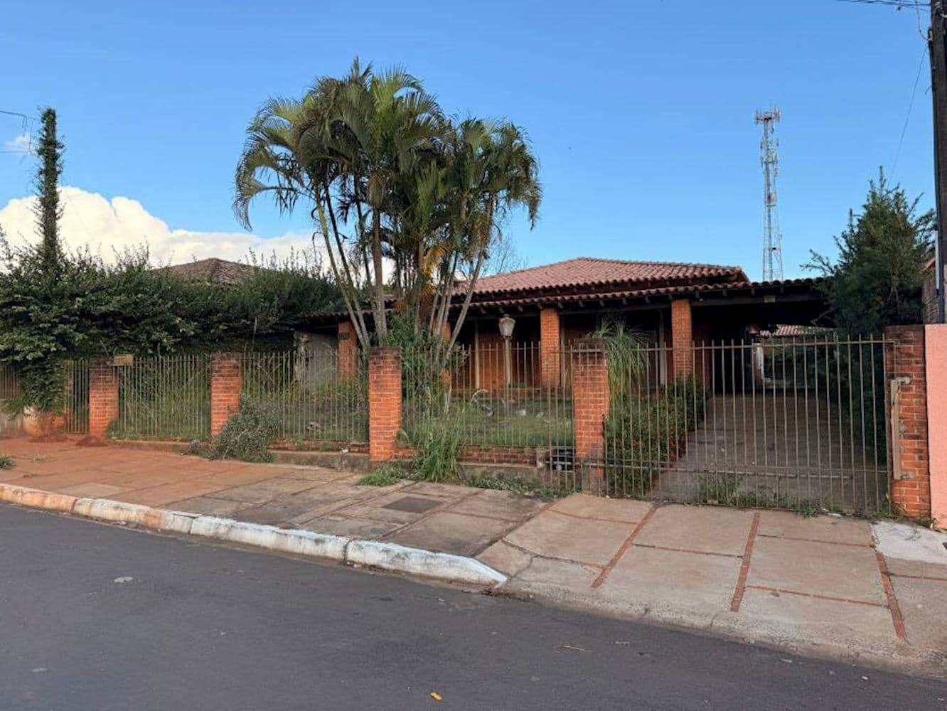 Casa, Padrão, 1 vaga(s) de garagem