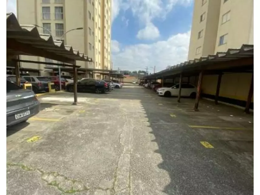 Apartamento à venda em leilão - foto 2