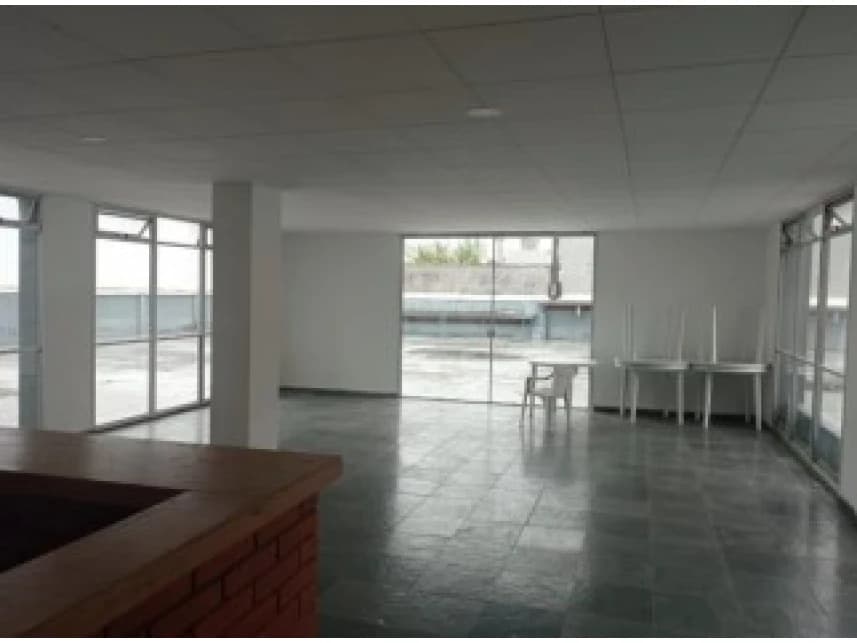 Apartamento à venda em leilão - foto 3