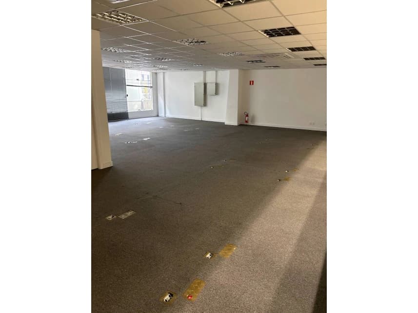 Ex-Agência à venda em leilão - foto 3