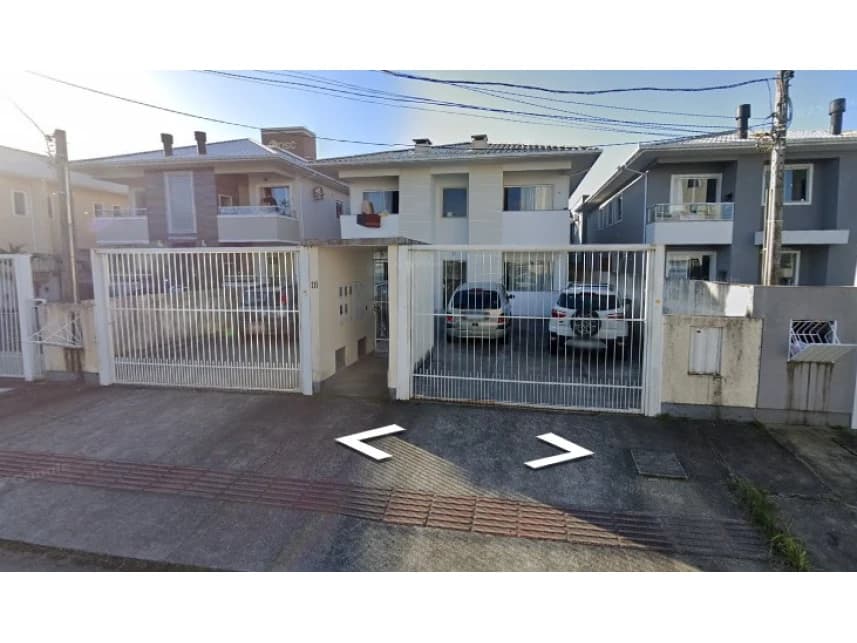 Apartamento à venda em leilão