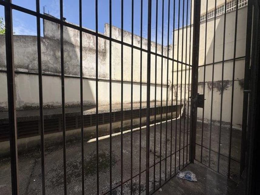 Prédio Comercial à venda em leilão - foto 3
