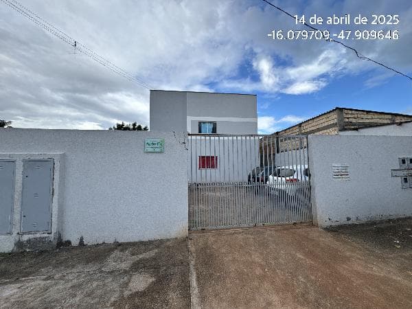 CONDOMINIO RESIDENCIAL NUMBER FIVE