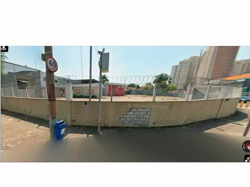 Terreno c/Benfeitorias à venda em leilão - foto 3