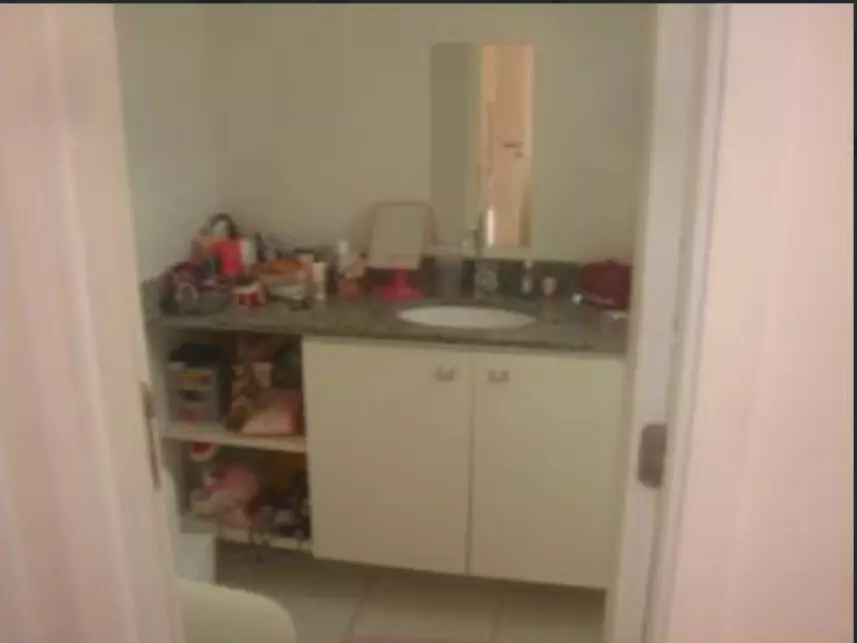 Apartamento à venda em leilão - foto 2