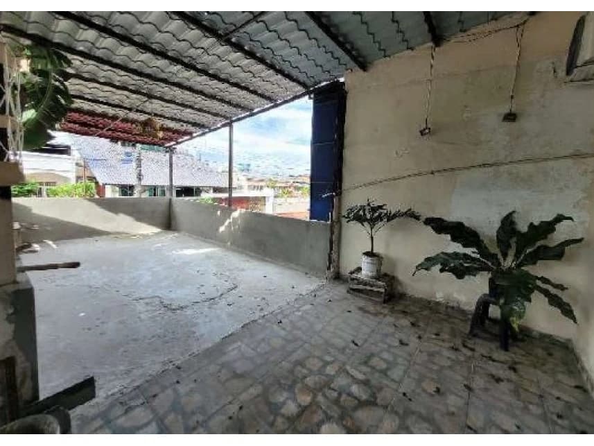 Casa à venda em leilão - foto 2