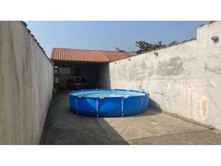 Casa à venda em leilão - foto 2