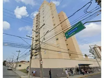 Apartamento à venda em leilão