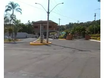 Terreno à venda em leilão