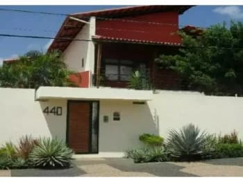 Sobrado à venda em leilão