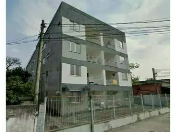 Apartamento à venda em leilão